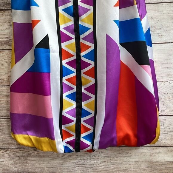 KARLIE COLOR BLOCK DRESS WITH BALLOON HEM - Picture 7 of 8